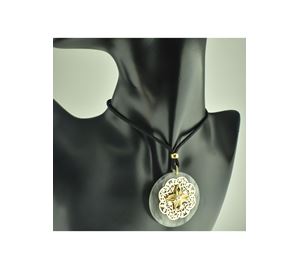 Ozzi Handmade Collection