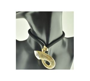 Ozzi Handmade Collection