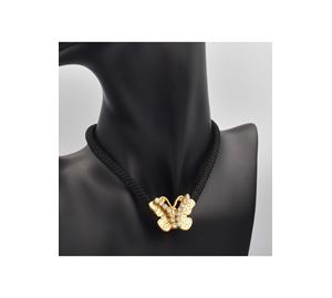 Ozzi Handmade Collection