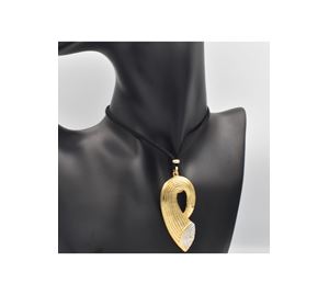 Ozzi Handmade Collection