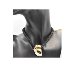 Ozzi Handmade Collection