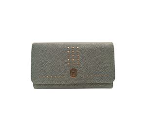 Reina Fere Bags & More