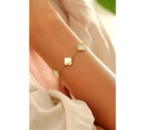 Jewels Bazaar Vol.1