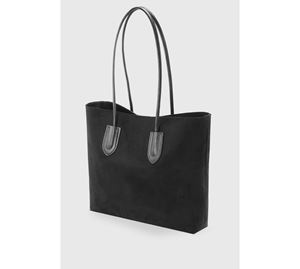 Bags & Wallets Boutique