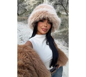 Jewels & Accessories Shop