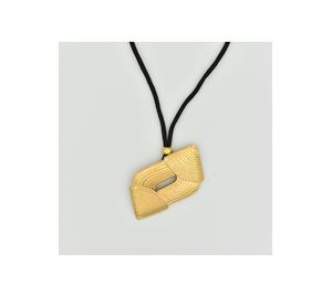 Ozzi Handmade Collection