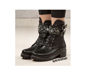 Shoes Bazaar