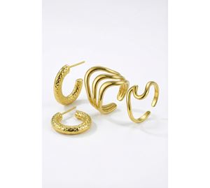 Victoria Walls Jewels