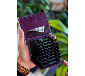 Bags & Wallets Shop