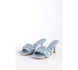 Musk Shoes